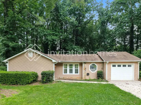 3106 Palomino Dr, Powder Springs, GA 30127