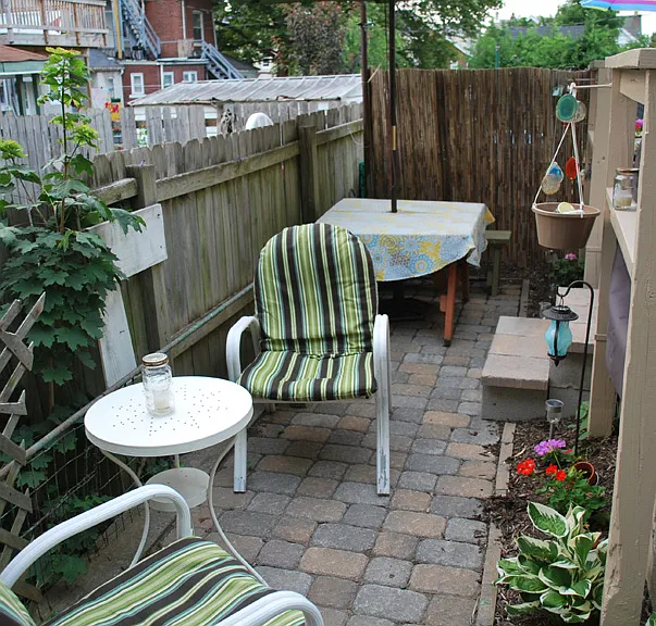 513 Hanover St — Photo 30