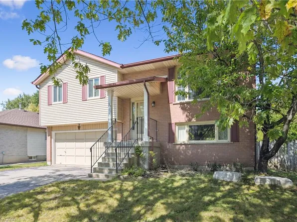 26 Brazolot Dr, Guelph, ON N1G 4K8