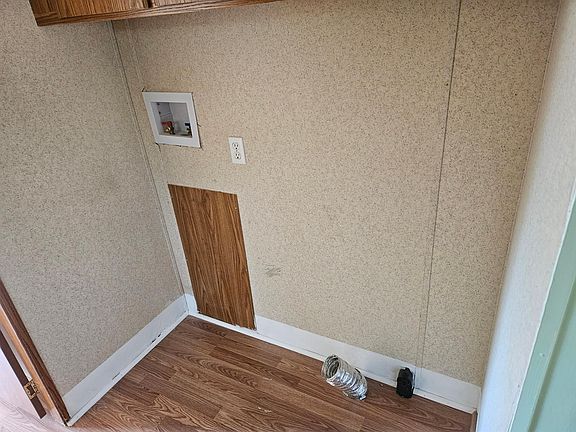 4th image of 1863 Twin Peaks Dr