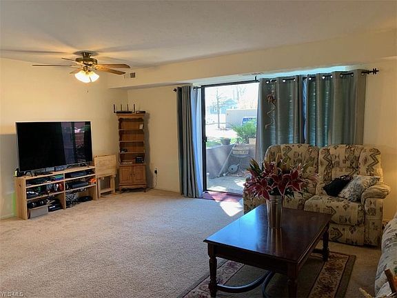 3rd image of 9521 Sunrise Blvd Unit J2