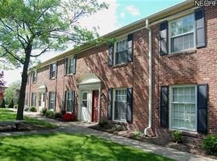 88 Menlo Park Dr, Akron, OH 44313