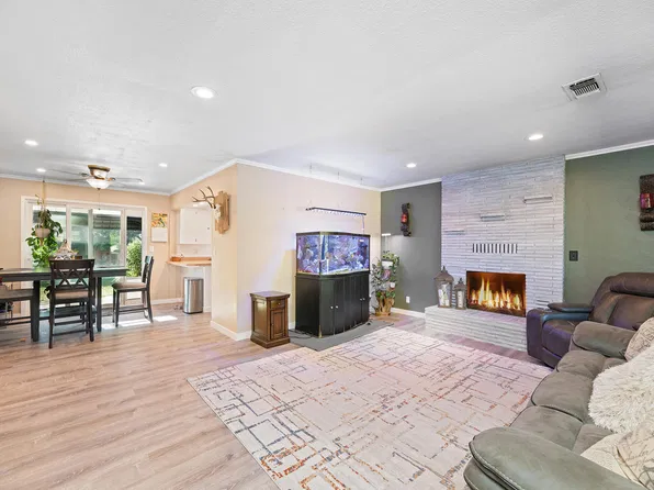 324 Stanley Ave, Medford, OR 97504