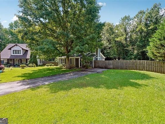 2nd image of 3107 Del Monico Dr