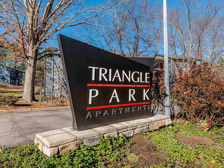 Triangle Park Apartments — Photo 29