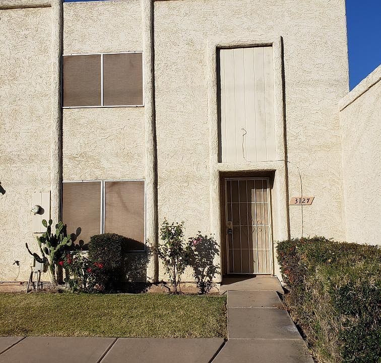 1st image of 3127 W Loma Ln