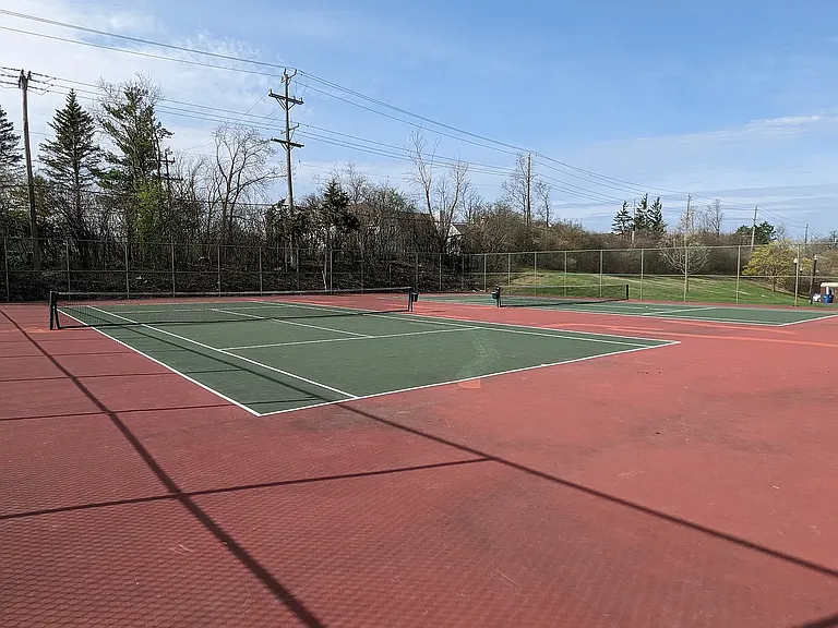 2511 Meade Ct — Photo 24