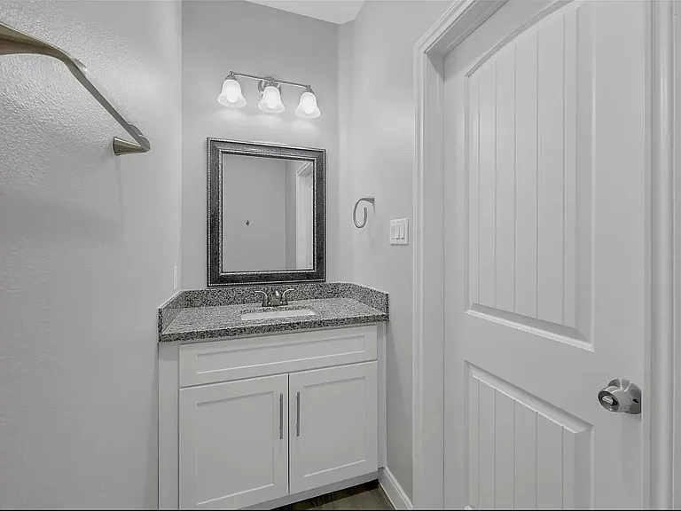 6421 Osprey Dr #D — Photo 5
