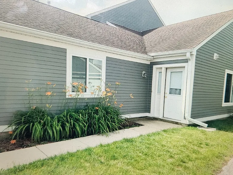 2715 Wilshire Ct #2715 — Photo 3