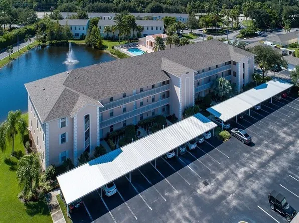 3250 Cypress Glen Way, Naples, FL