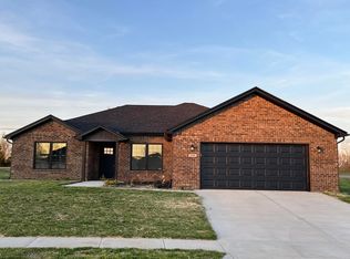 135 Patriot Trl, Berea, KY 40403