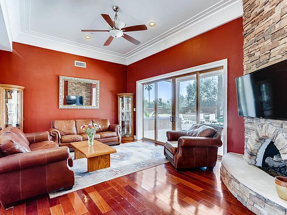 6816 E North Lane Paradise-large-004-26-