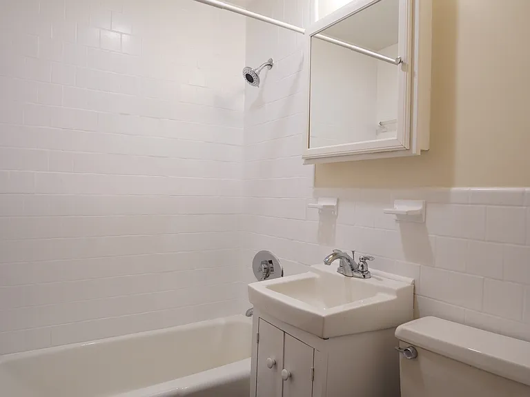 360 Market St #7 — Photo 15