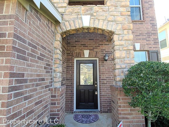 4th image of 16128 Limestone Lake Dr