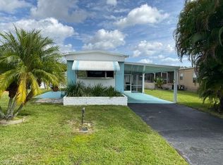 252 Cape Sable Dr, Naples, FL 34104