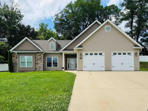 181 Hunters Ridge Dr, Paducah, KY 42001