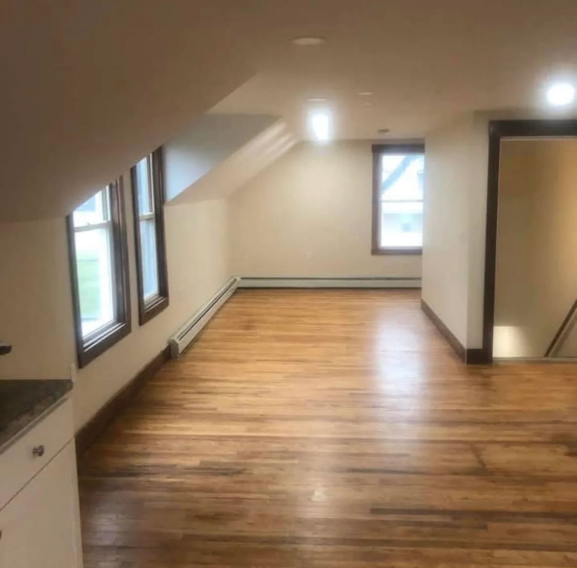 2 bed, $1,800 — Photo 2