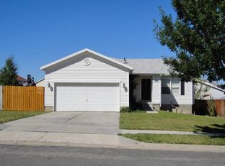 844 Valley View Dr, Tooele, UT 84074