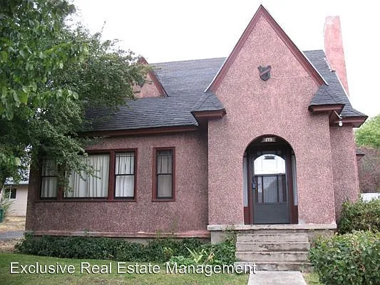 411 N 3rd St photo 1