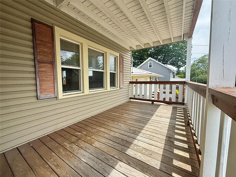 1328-30 Patterson Ave — Photo 6