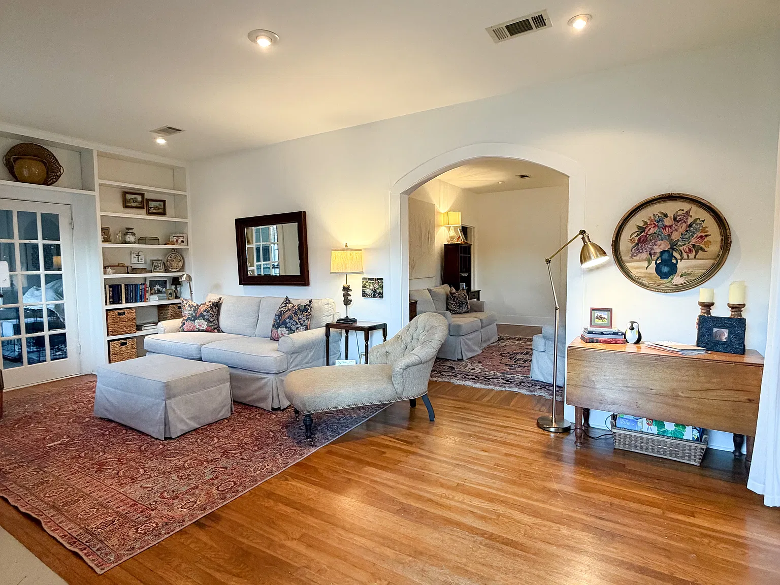 2 bed, 1500 sqft, $1,950 — Photo 2