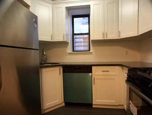 Rented by Bohemia Realty Group | media 10