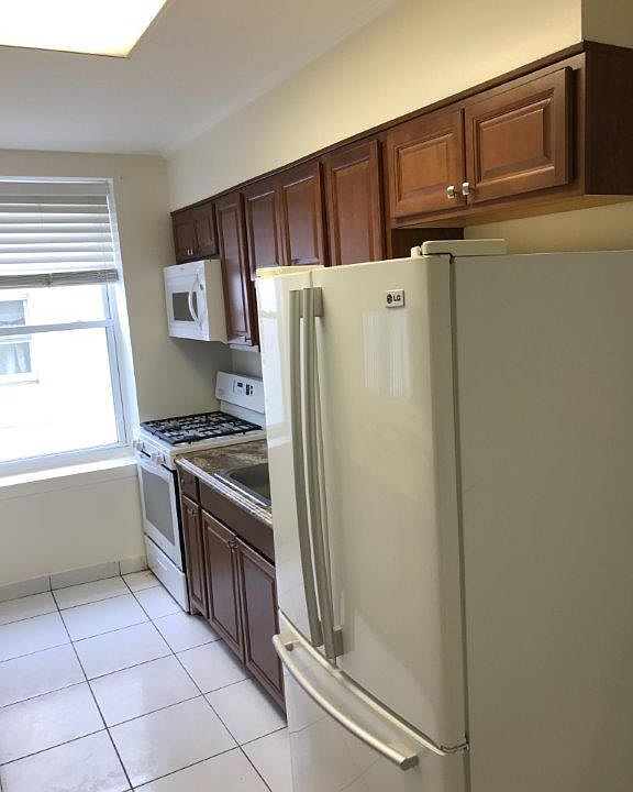 1st image of 8715 15th Ave #2