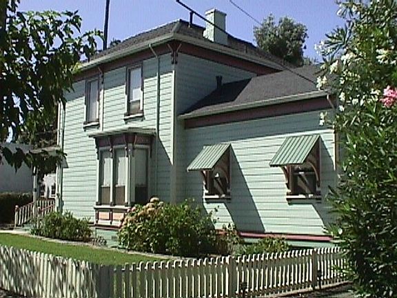 1/4 acre, zoned office-residential