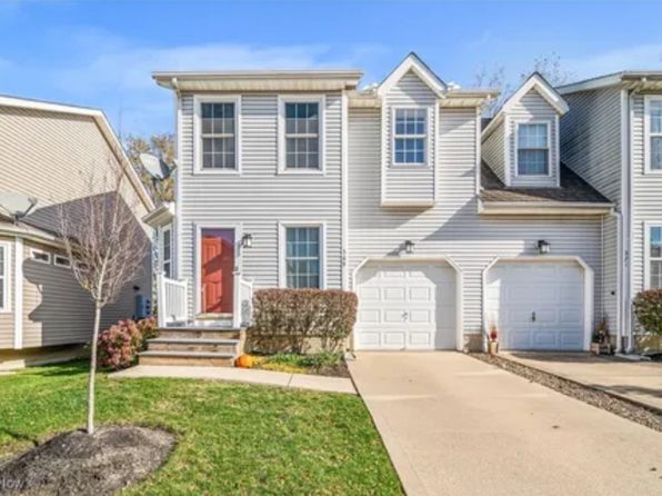 369 University Ave #1