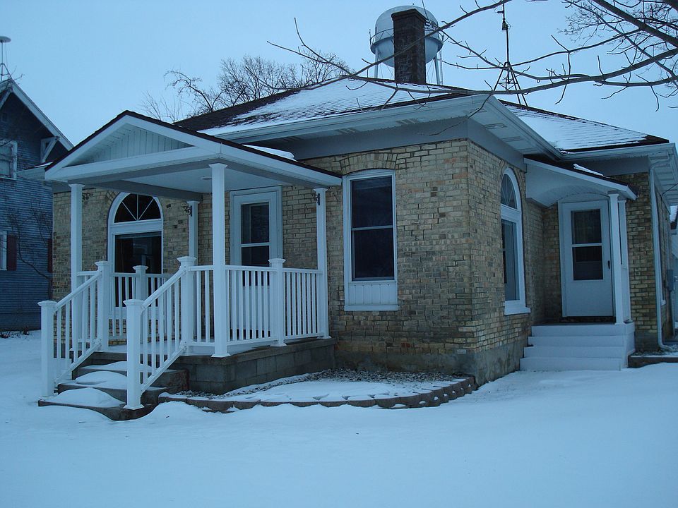 150 S State St, Pewamo, MI 48873 Zillow
