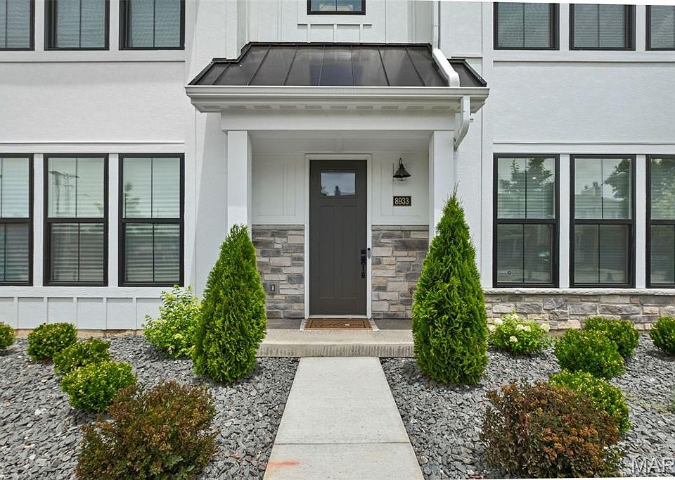 1st image of 8933 Eager Rd