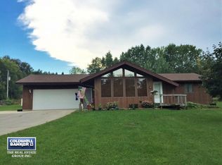 1308 River Rd, Kewaunee, WI 54216