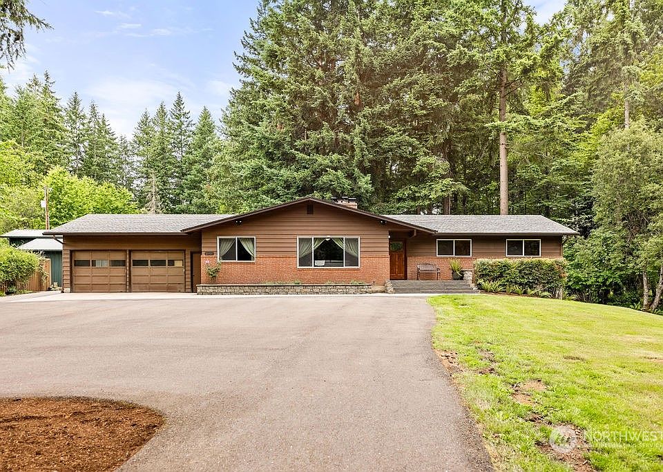 1st image of 11414 NE 64th Avenue