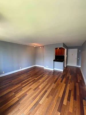 Rented by Park River | media 5