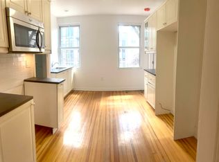 18 Scholes St #1, Brooklyn, NY 11206