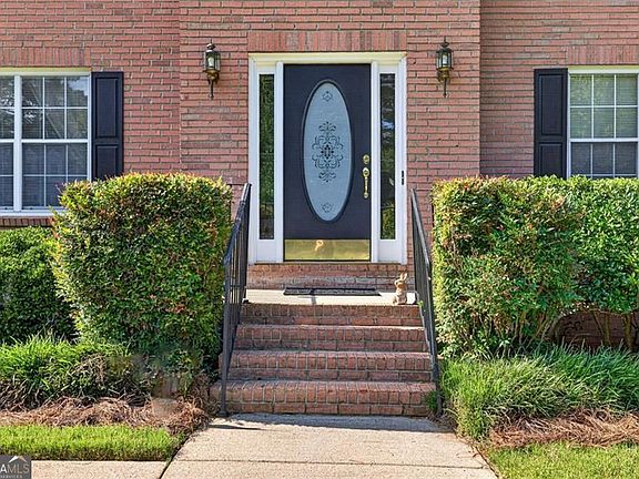 5th image of 860 Scenic Lake Dr