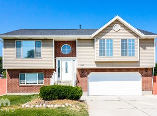 1533 N 1075 W, Clinton, UT 84015