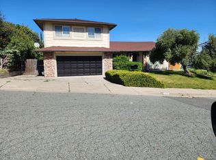100 Yellowood Pl, Pittsburg, CA 94565