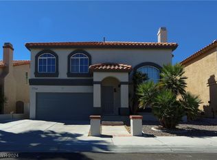 8733 Autumn Wreath Ave, Las Vegas, NV 89129