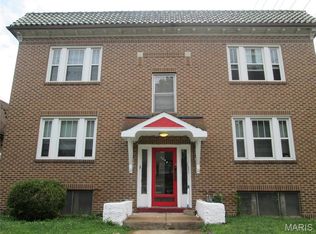 6532 Bartmer Ave, Saint Louis, MO 63130