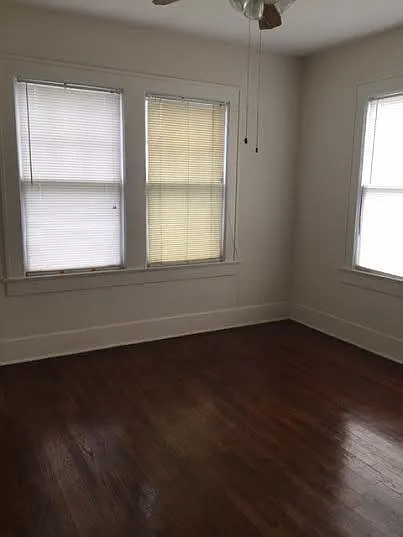 137 W Parker Blvd — Photo 6