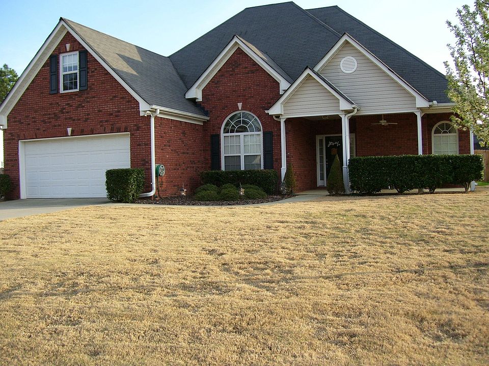 Front from Cul-de-sac