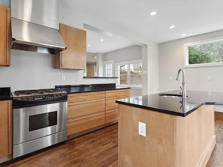 2849 Ashford Rd — Photo 29