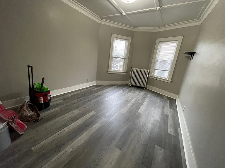139-149 W Broadway St - Mixed Use — Photo 5
