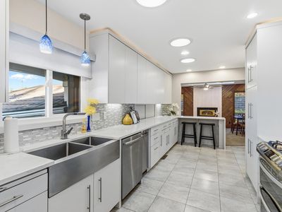 882 Transit Ave, Roseville, MN, 55113