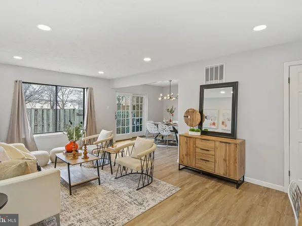 3109 Berry Rd NE #13, Washington, DC 20018