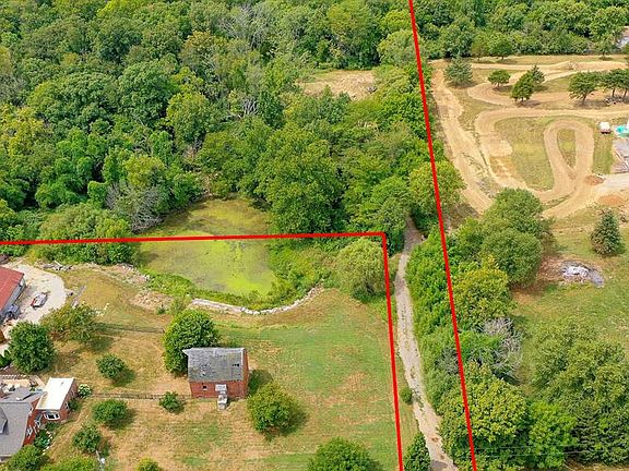 4th image of 3225 Margaret Mary Ln