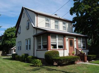 1120 Ward Pl, Woodmere, NY 11598