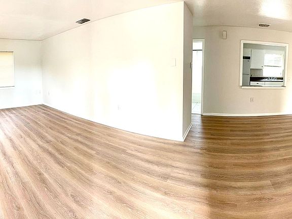3rd image of 31 S Barbour St