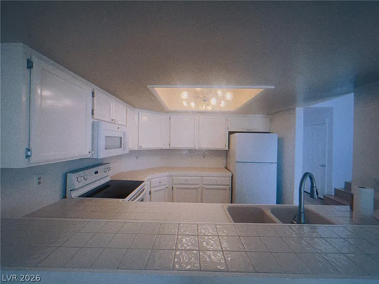 6250 W Flamingo Rd #60 — Photo 7